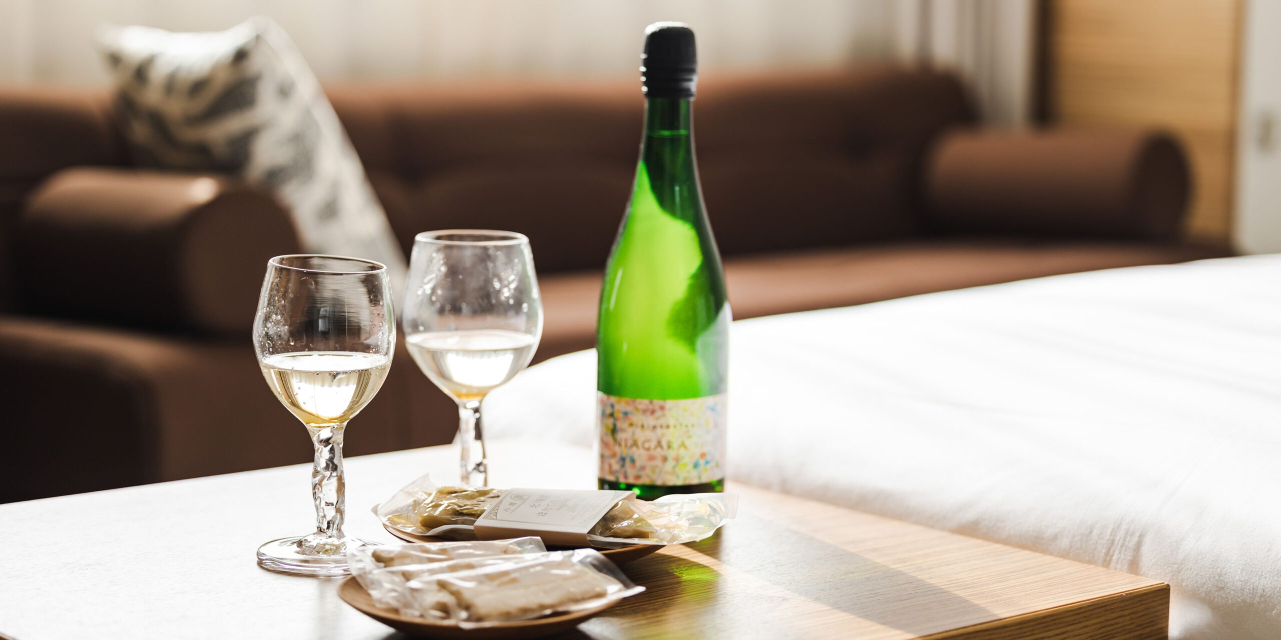 ワインエキスパートが<br>セレクトした北海道産ワインと<br>それに合うおつまみのペアリング