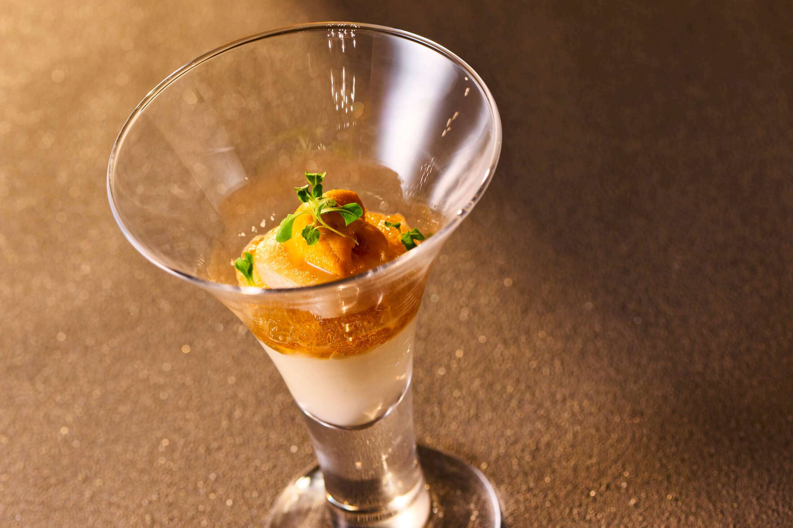 カリフラワーのブラマンジェ 雲丹 別海町産帆立 コンソメジュレ